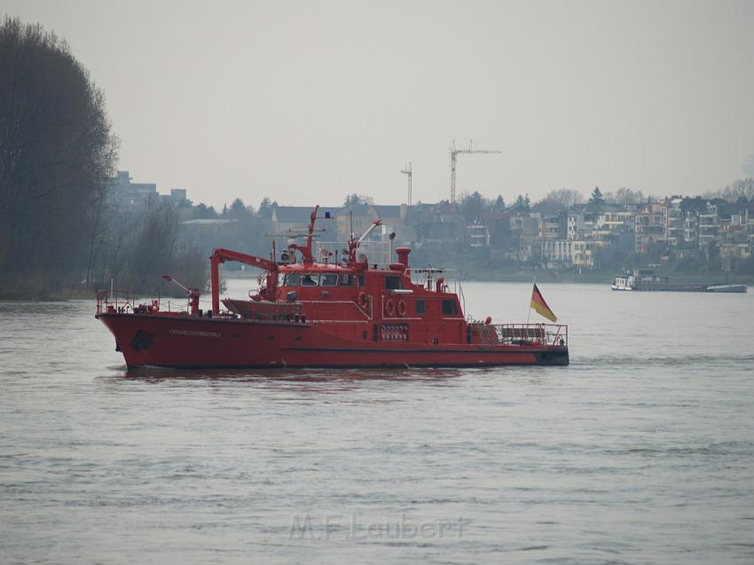 Feuerloeschboot 10-2      P118.JPG